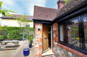 Yard Cottage